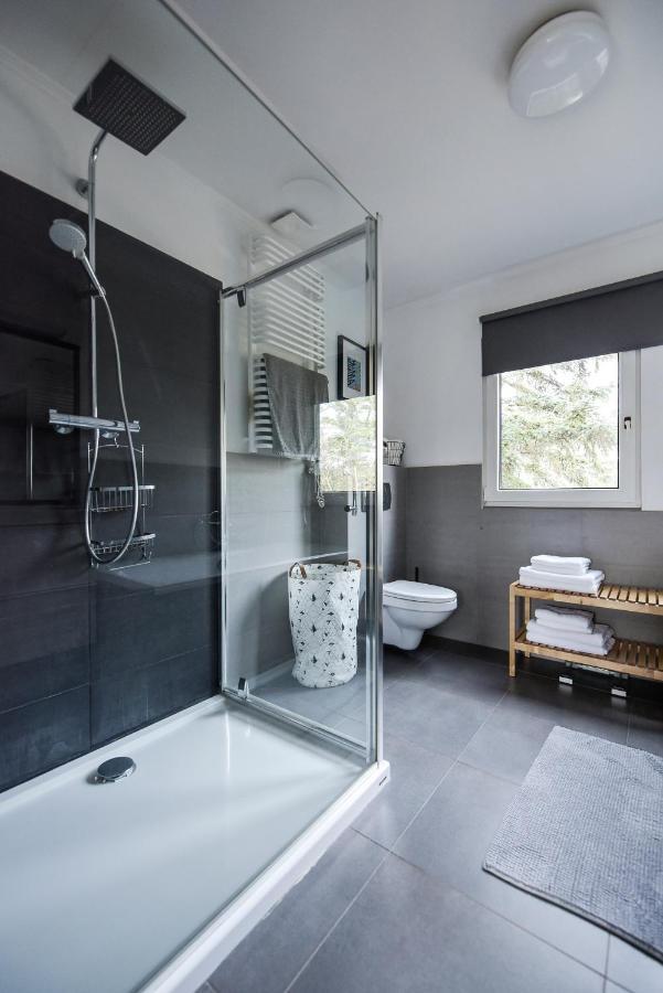 Spacious 3 Bedroom Family Oasis With Sauna, 20 Min From Warsaw Piaseczno  Eksteriør billede